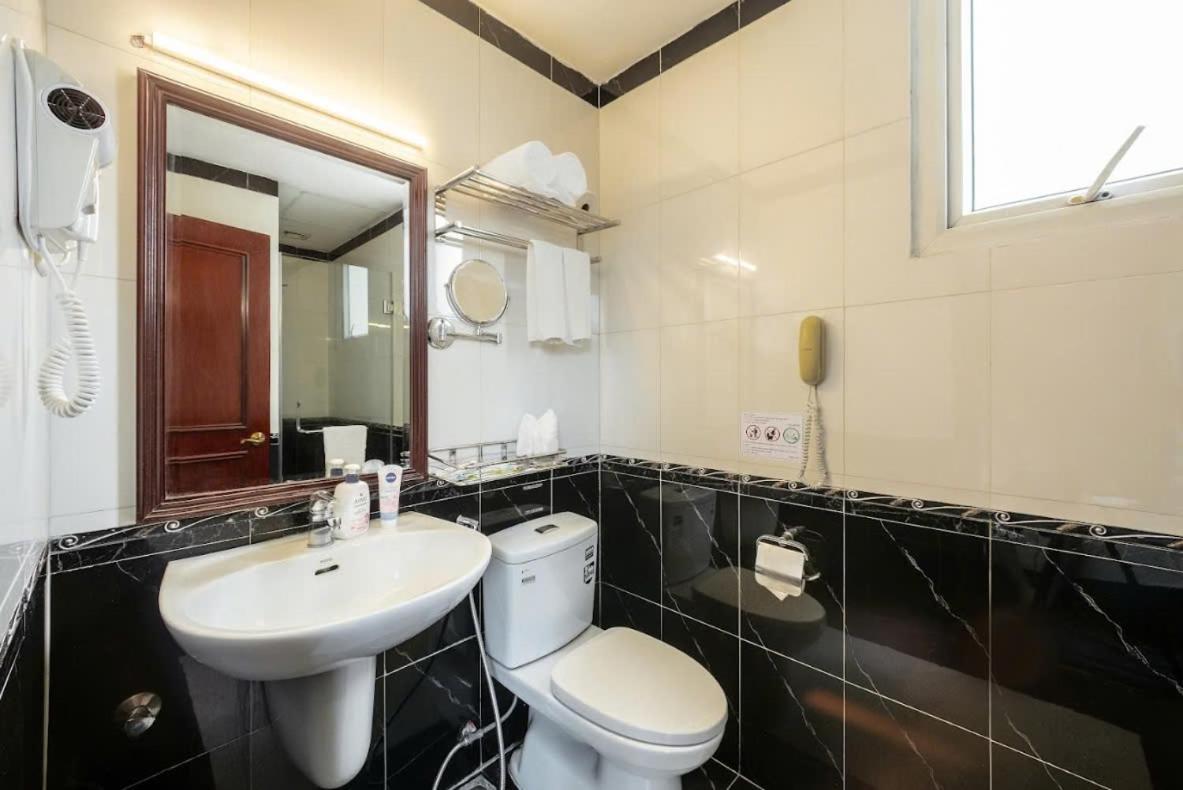 A25 Hotel - 15 Tran Quoc Toan Hanoi Exterior photo