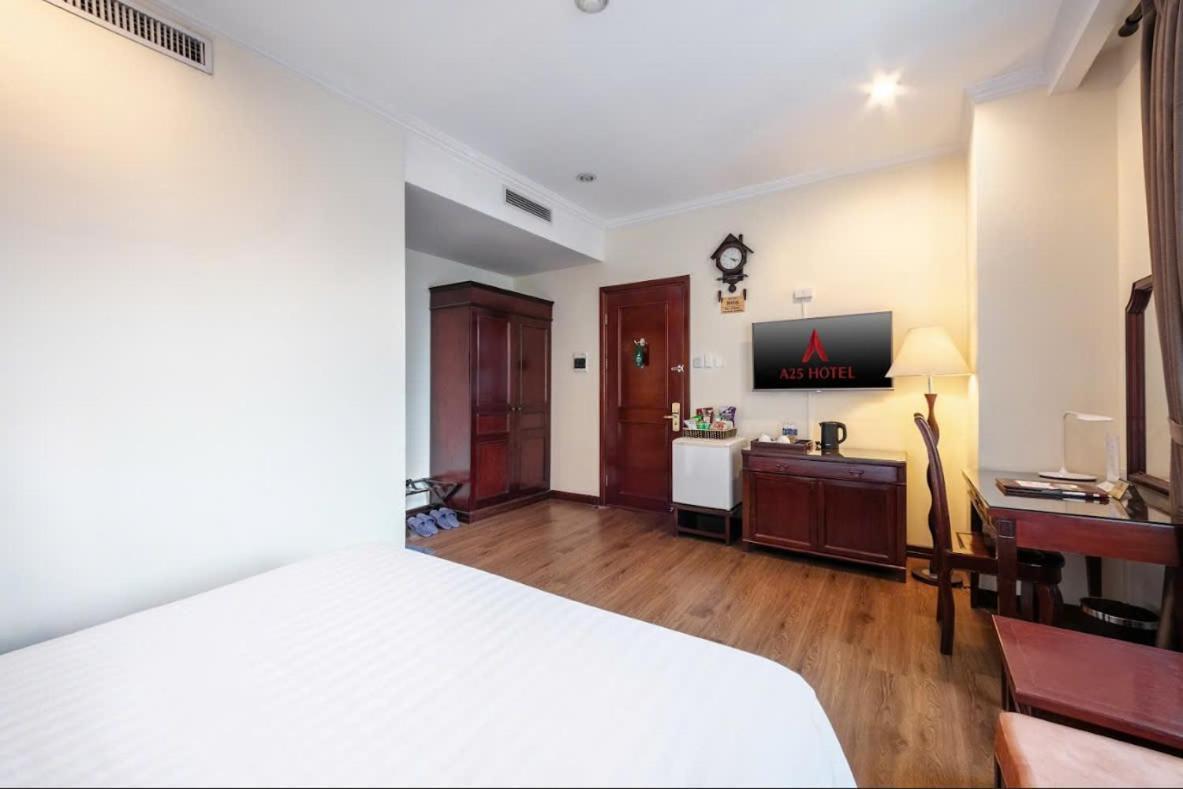 A25 Hotel - 15 Tran Quoc Toan Hanoi Exterior photo
