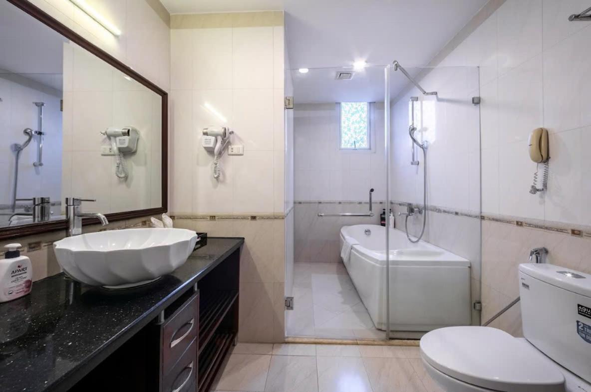 A25 Hotel - 15 Tran Quoc Toan Hanoi Exterior photo